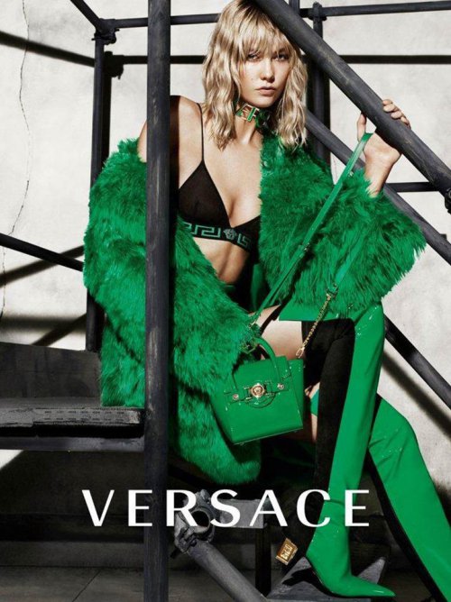 Versace（范思哲）2024秋冬商业广告大片