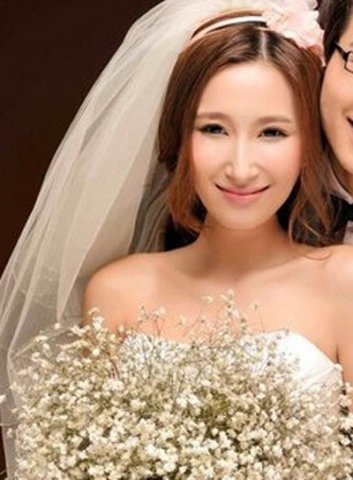 拍韩式婚纱照怎样笑 绽放你的美丽