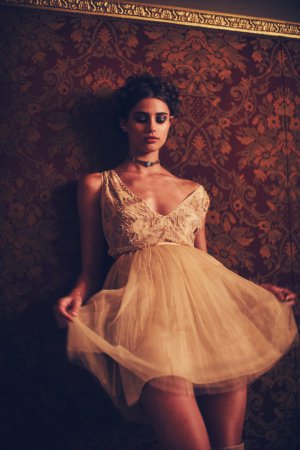 Taylor Hill（泰勒·希尔）Free People 节日商业广告