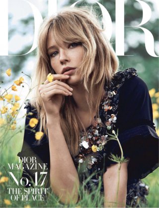 女星Haley Bennett 演绎《Dior》时尚杂志大片