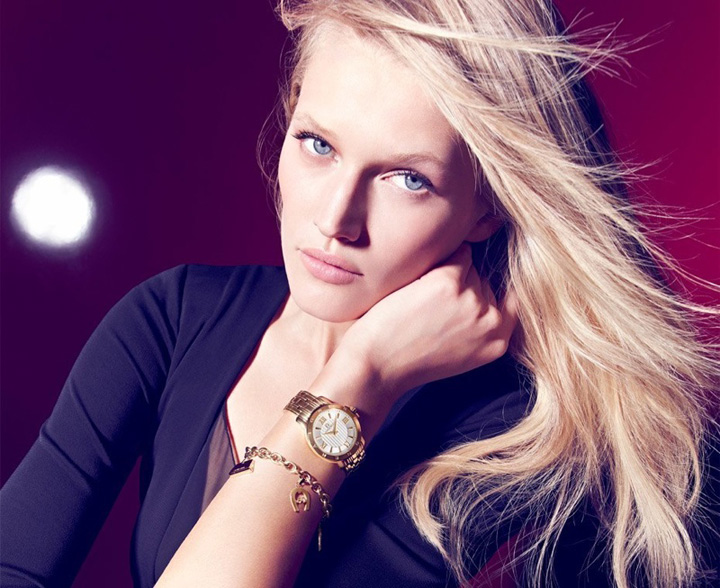 Toni Garrn 代言 Aigner 秋冬商业广告