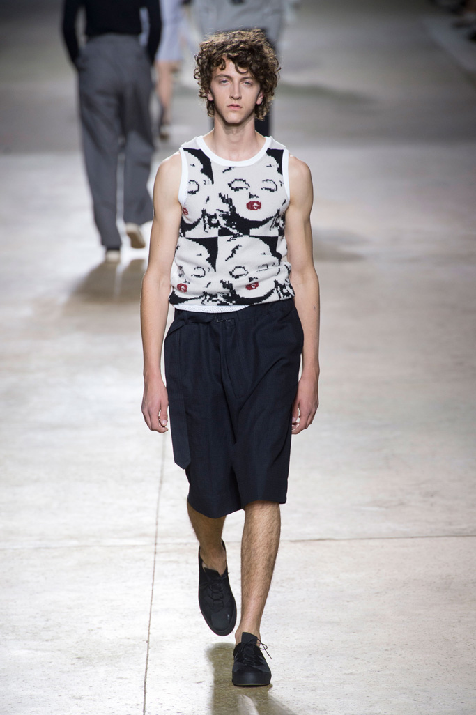 Dries Van Noten（德赖斯 范诺顿）2024巴黎时装周男装秀