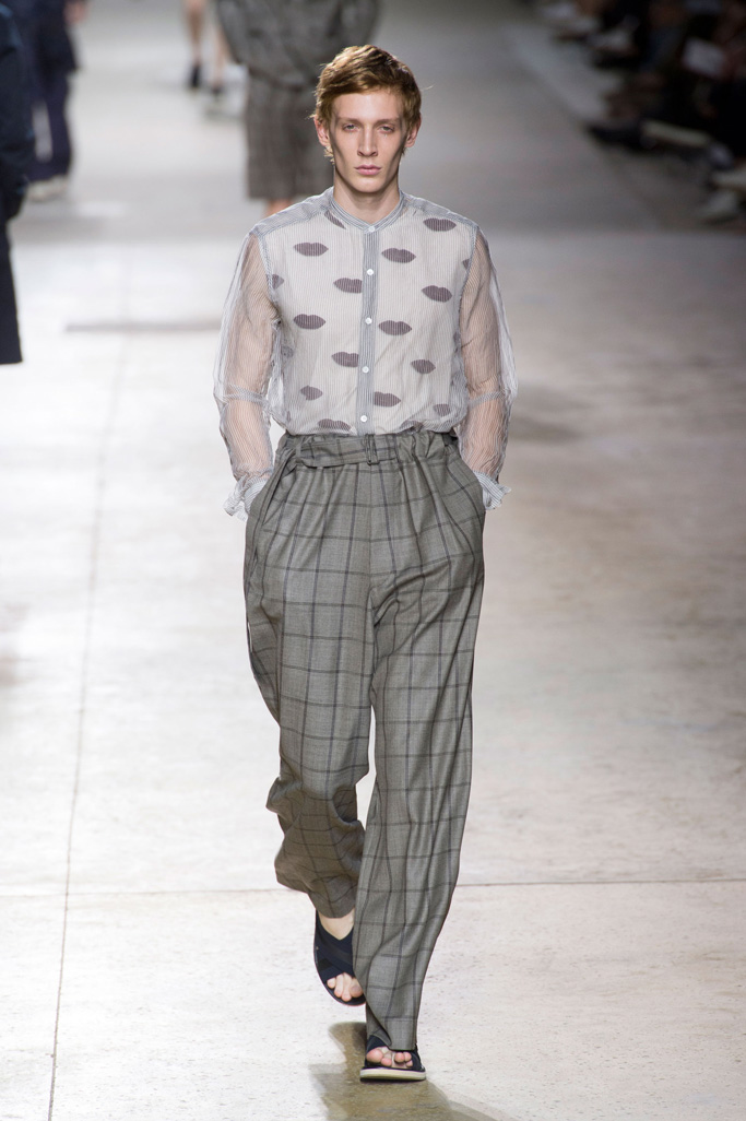 Dries Van Noten（德赖斯 范诺顿）2024巴黎时装周男装秀