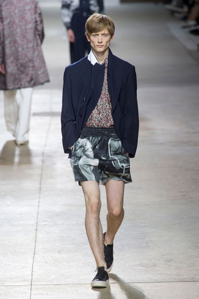 Dries Van Noten（德赖斯 范诺顿）2024巴黎时装周男装秀