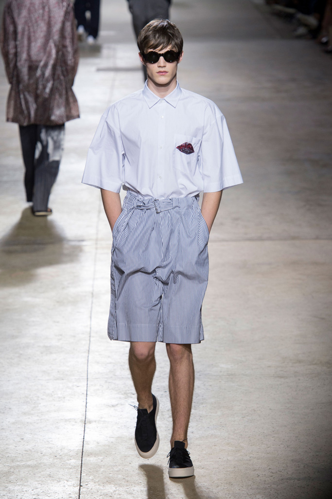 Dries Van Noten（德赖斯 范诺顿）2024巴黎时装周男装秀