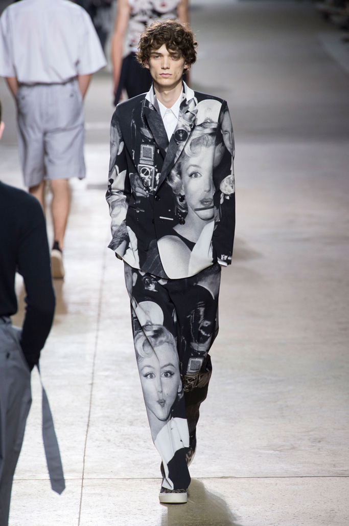 Dries Van Noten（德赖斯 范诺顿）2024巴黎时装周男装秀