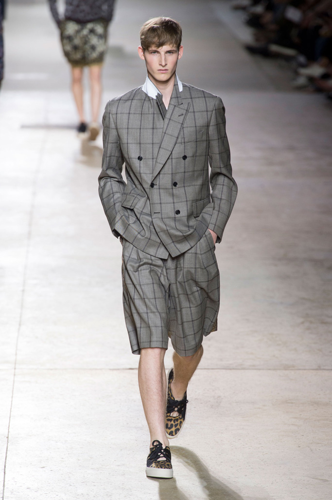 Dries Van Noten（德赖斯 范诺顿）2024巴黎时装周男装秀