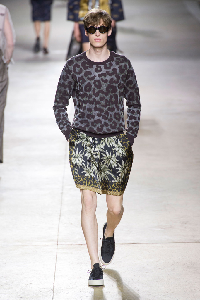 Dries Van Noten（德赖斯 范诺顿）2024巴黎时装周男装秀