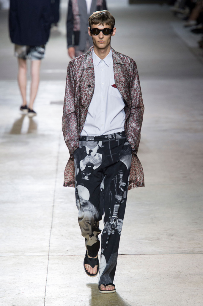 Dries Van Noten（德赖斯 范诺顿）2024巴黎时装周男装秀