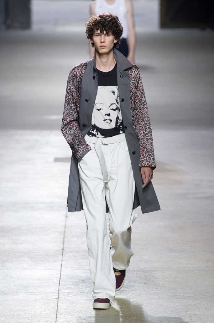 Dries Van Noten（德赖斯 范诺顿）2024巴黎时装周男装秀