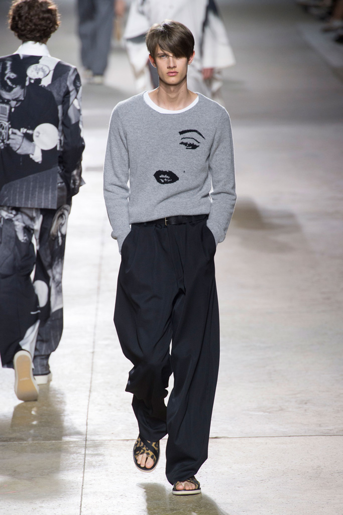 Dries Van Noten（德赖斯 范诺顿）2024巴黎时装周男装秀