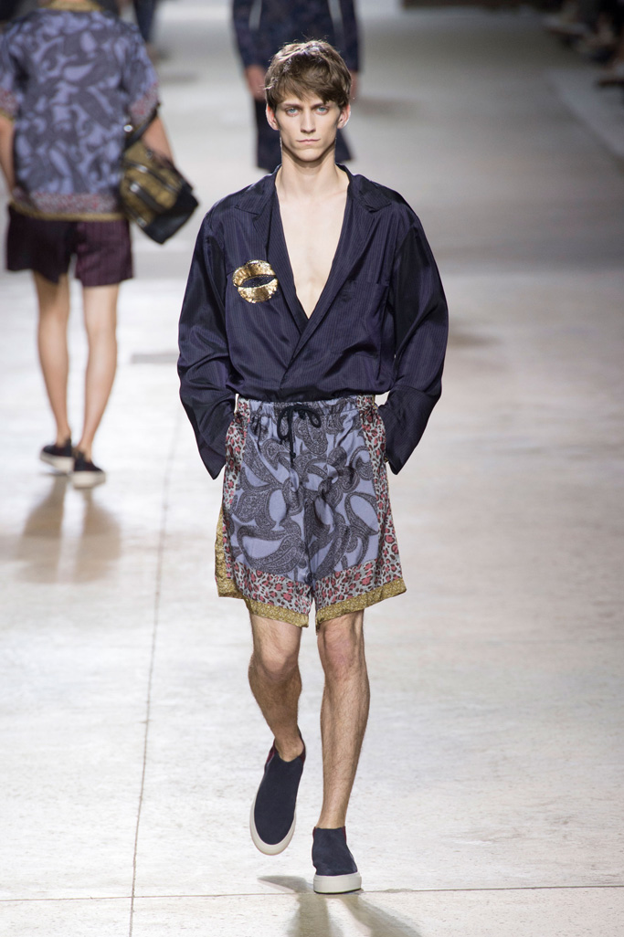 Dries Van Noten（德赖斯 范诺顿）2024巴黎时装周男装秀