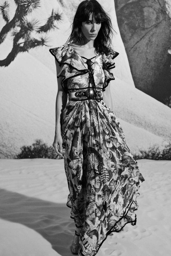 Roberto Cavalli（罗伯特·卡沃利）2024早春 LookBook