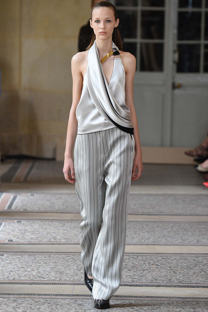 Bouchra Jarrar（布什哈·加拉尔）2024巴黎时装秀