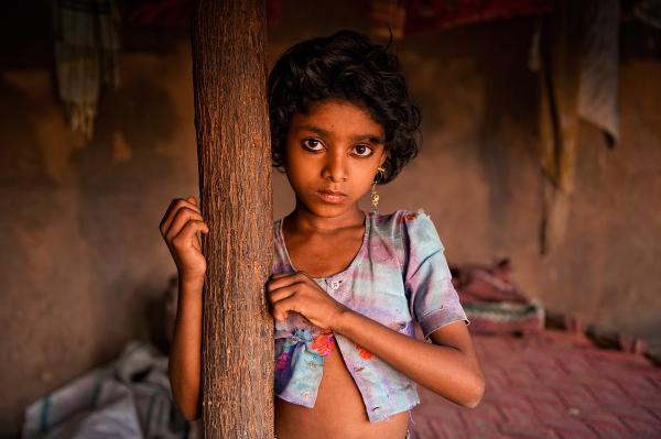 Steve McCurry摄影作品：不同的童年