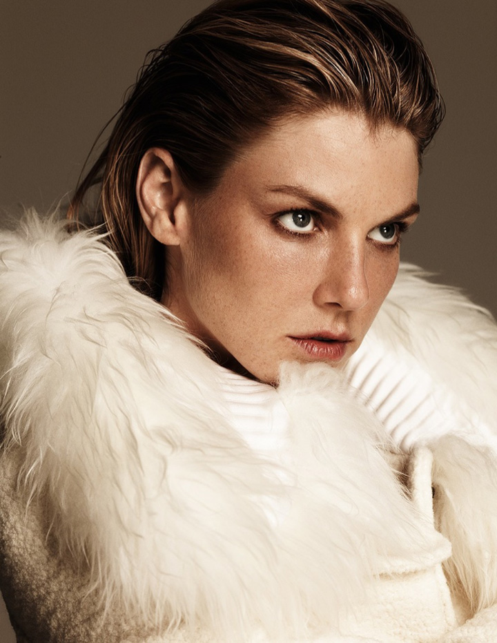 Angela Lindvall 演绎《Elle》杂志路易威登2024时尚大片