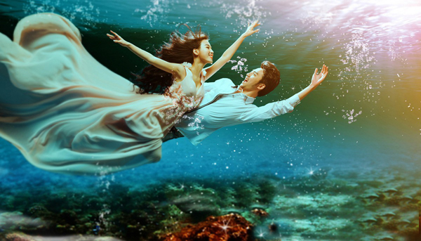 水下婚纱照拍摄技巧分析 与挚爱在水中徜徉