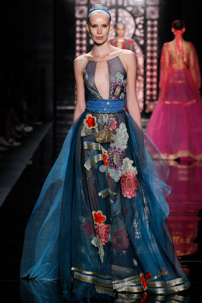 Reem Acra（雷姆·阿克拉）2024纽约时装秀