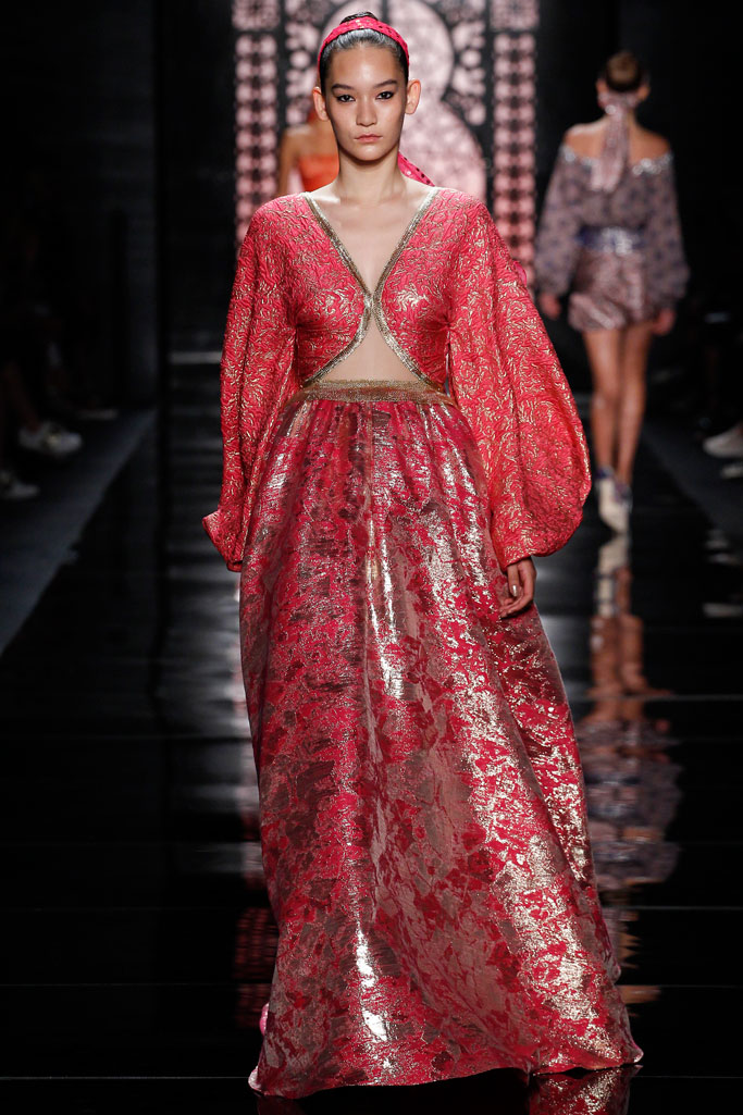 Reem Acra（雷姆·阿克拉）2024纽约时装秀