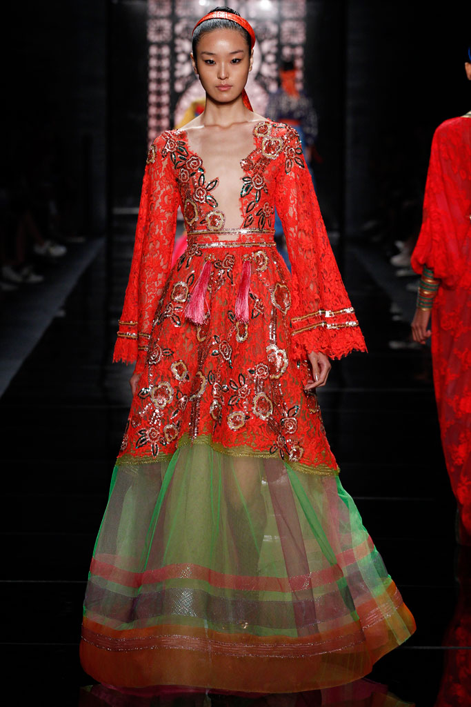 Reem Acra（雷姆·阿克拉）2024纽约时装秀