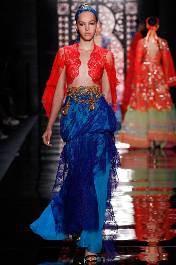 Reem Acra（雷姆·阿克拉）2024纽约时装秀