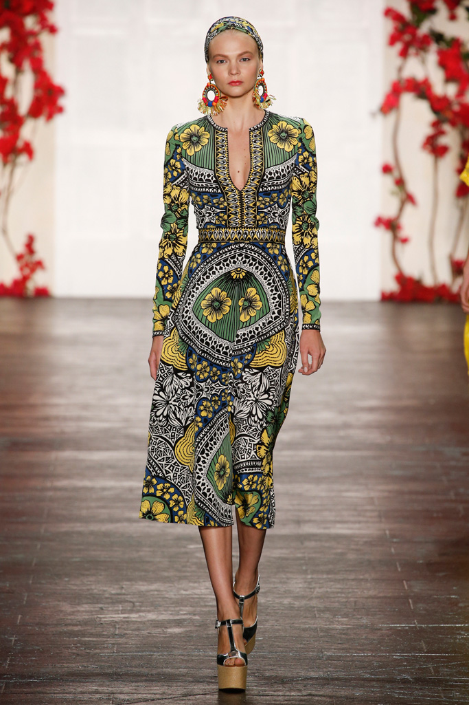 Naeem Khan（纳伊·姆汗）2024纽约时装秀