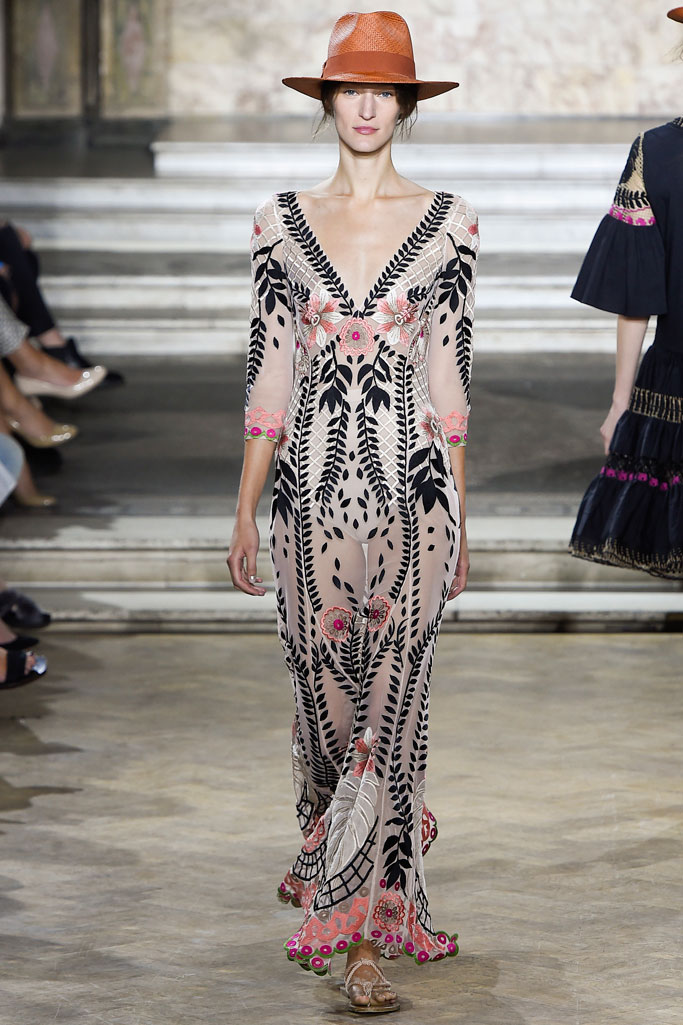 Temperley London（坦波丽·伦敦）2024伦敦时装秀