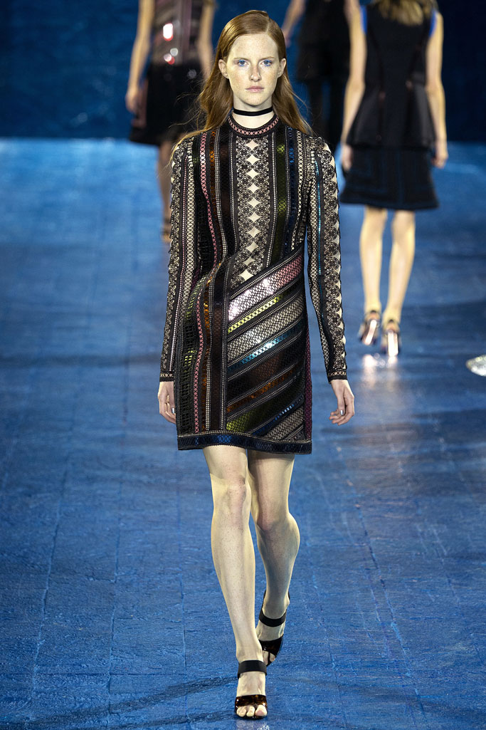 Mary Katrantzou（玛丽·卡特兰佐）2024伦敦时装秀