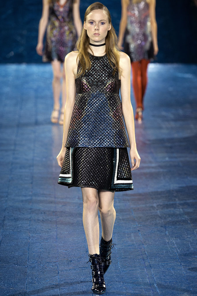 Mary Katrantzou（玛丽·卡特兰佐）2024伦敦时装秀