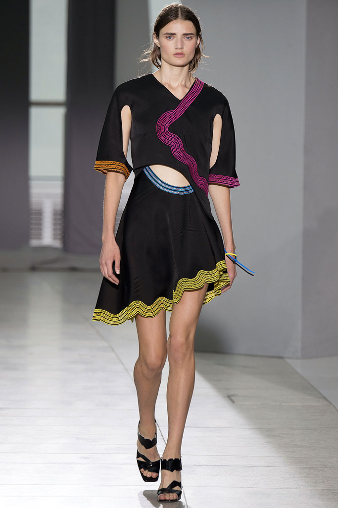 Christopher Kane（克里斯托弗·凯恩）2024伦敦时装秀