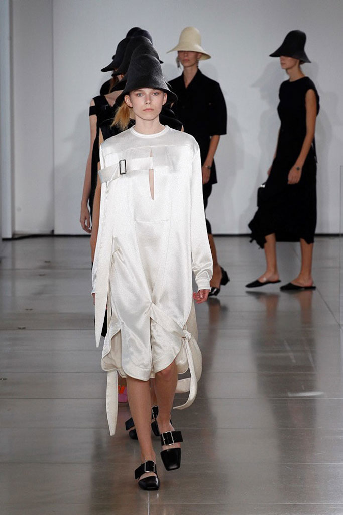 Jil Sander（吉尔·桑达）2024米兰时装秀