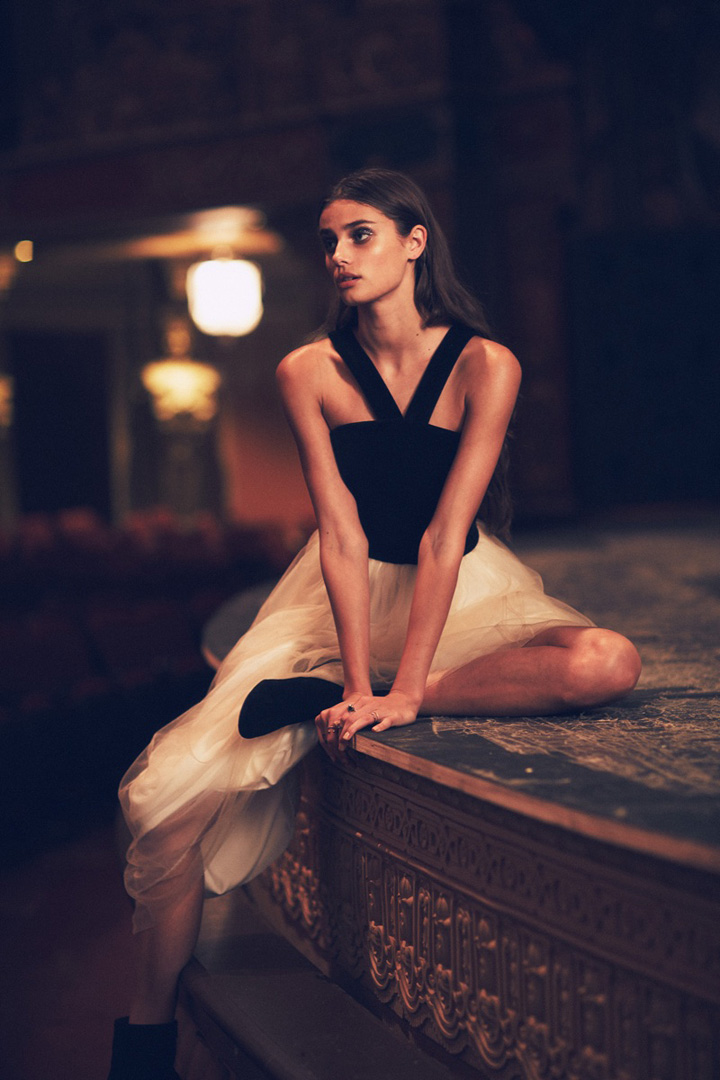 Taylor Hill（泰勒·希尔）Free People 节日商业广告