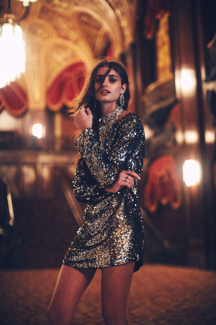 Taylor Hill（泰勒·希尔）Free People 节日商业广告