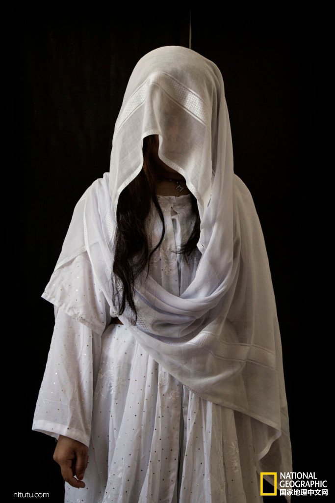 摄影师SEIVAN SALIM 逃离ISIS魔爪的女性受害者