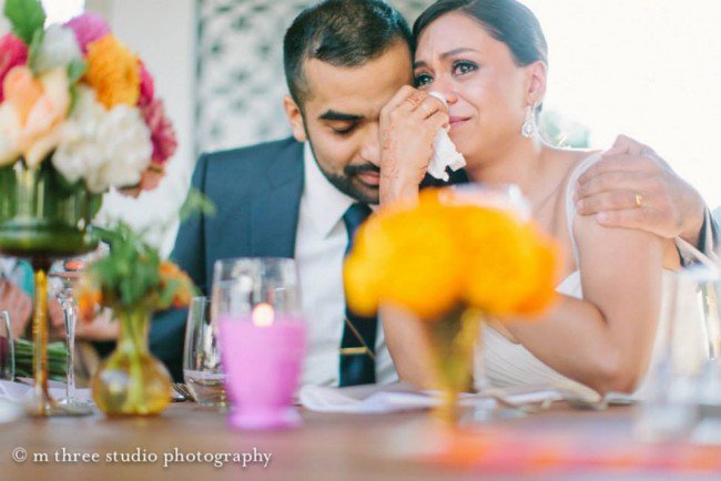 9位婚礼摄影师分享他们拍过最动容的瞬间