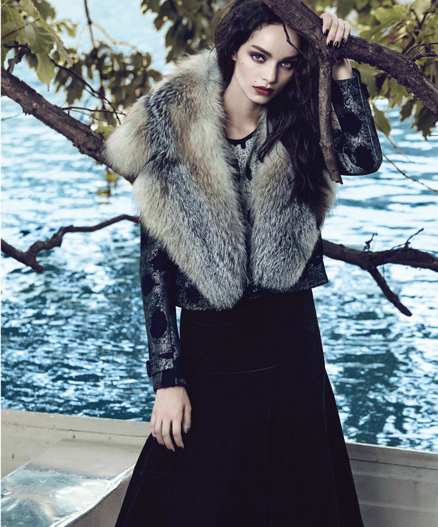 超模Luma Grothe 演绎《Harper’s Bazaar》塞尔维亚版丨Yossi Michaeli