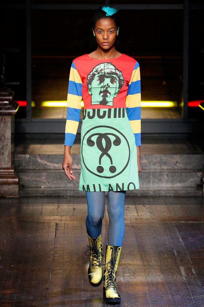 Moschino（莫斯奇诺）2024伦敦时装周男装秀