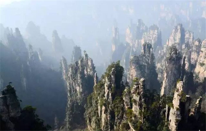 地球上真实存在的外星奇景 猜猜中国哪两个景观入选了