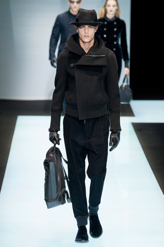 Giorgio Armani（乔治·阿玛尼）2024米兰时装周男装秀