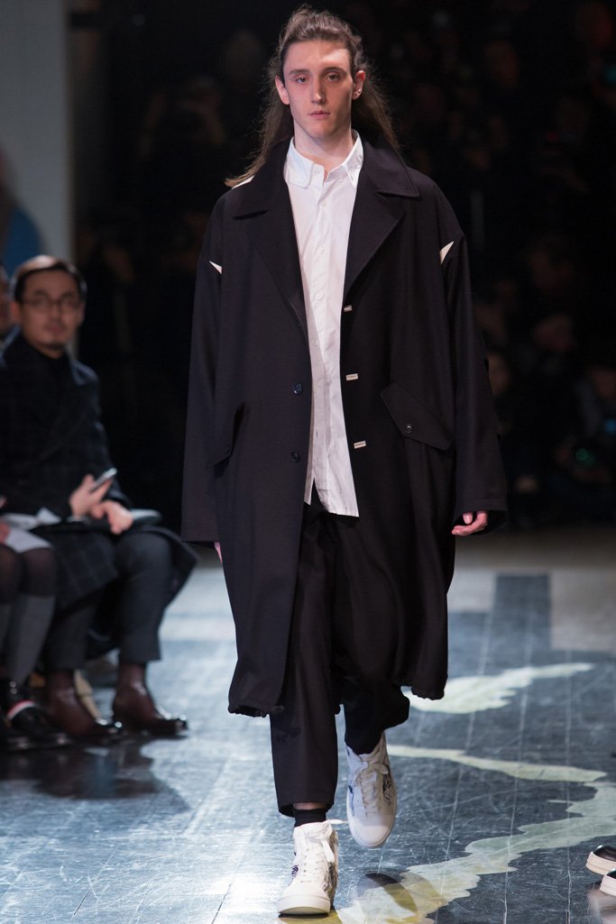 Yohji Yamamoto（山本耀司）2024巴黎时装周男装秀