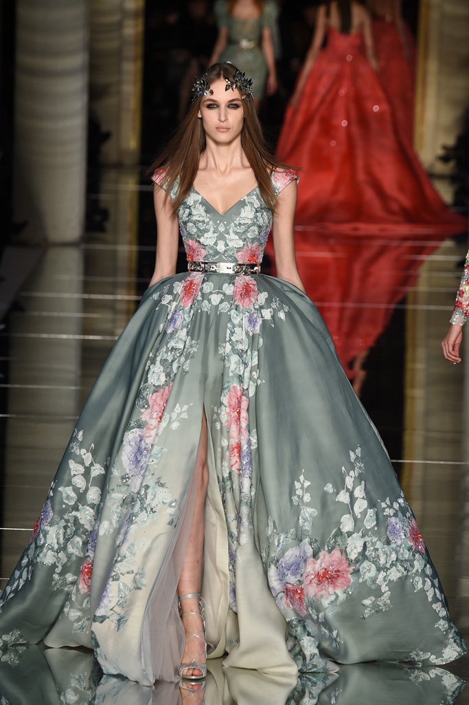 Zuhair Murad（祖海·慕拉）2024时装发布会女装秀