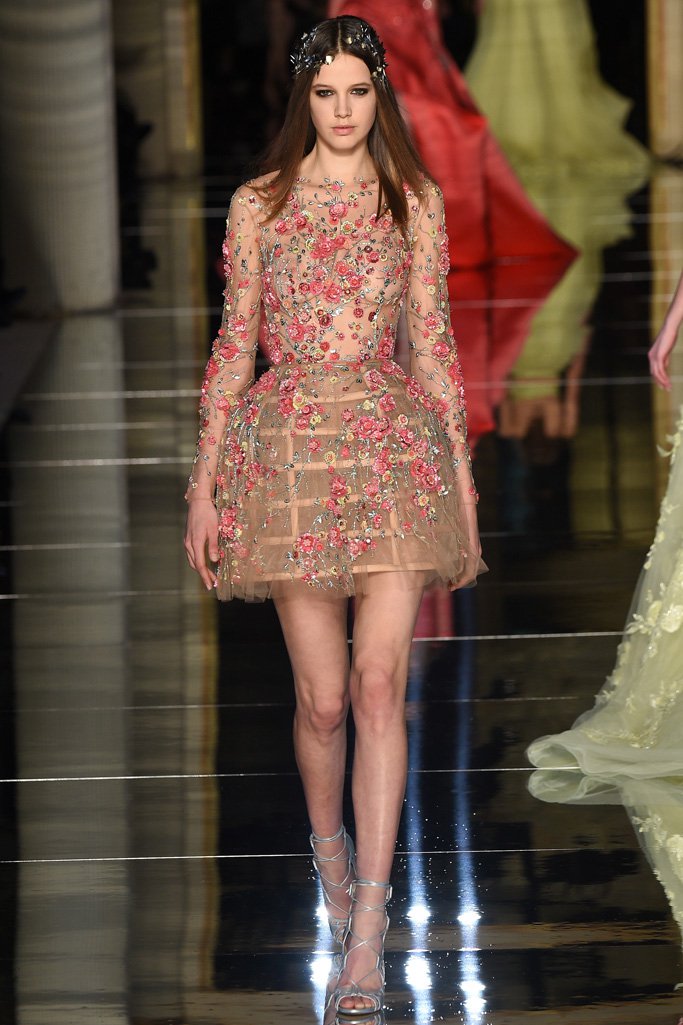 Zuhair Murad（祖海·慕拉）2024时装发布会女装秀