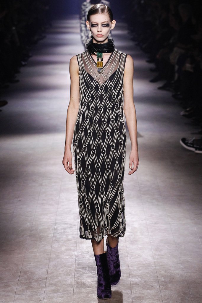 Dries Van Noten（德赖斯·范诺顿）2024巴黎时装周女装秀