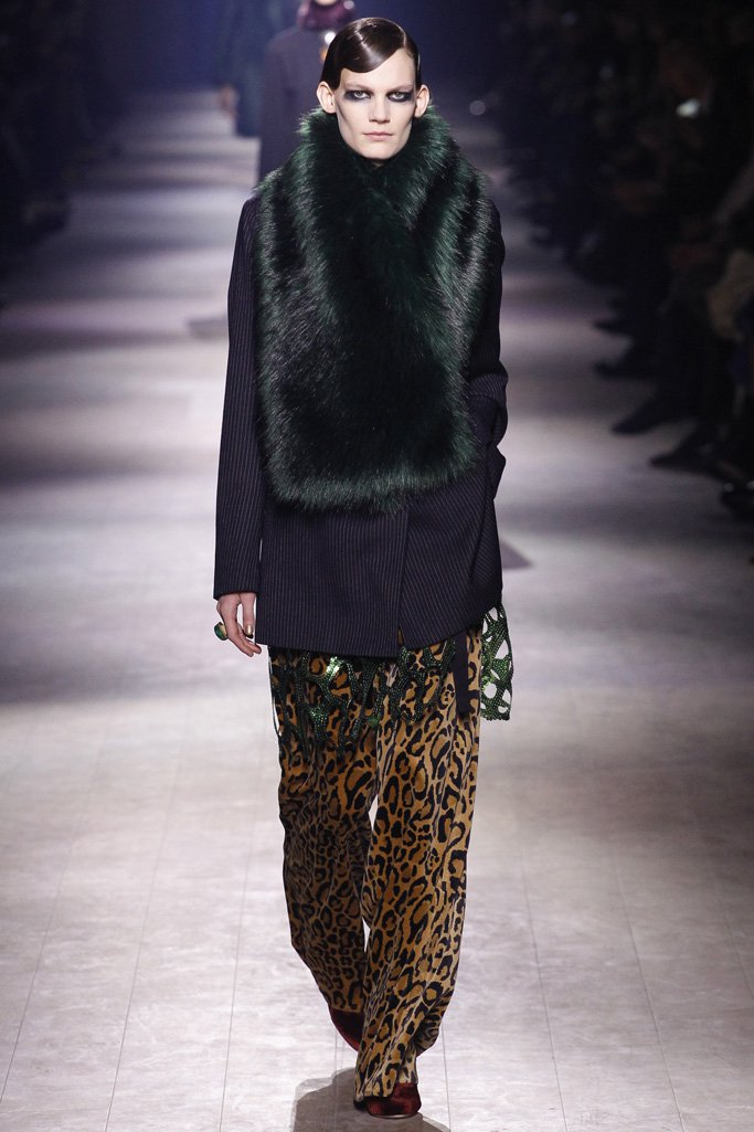 Dries Van Noten（德赖斯·范诺顿）2024巴黎时装周女装秀