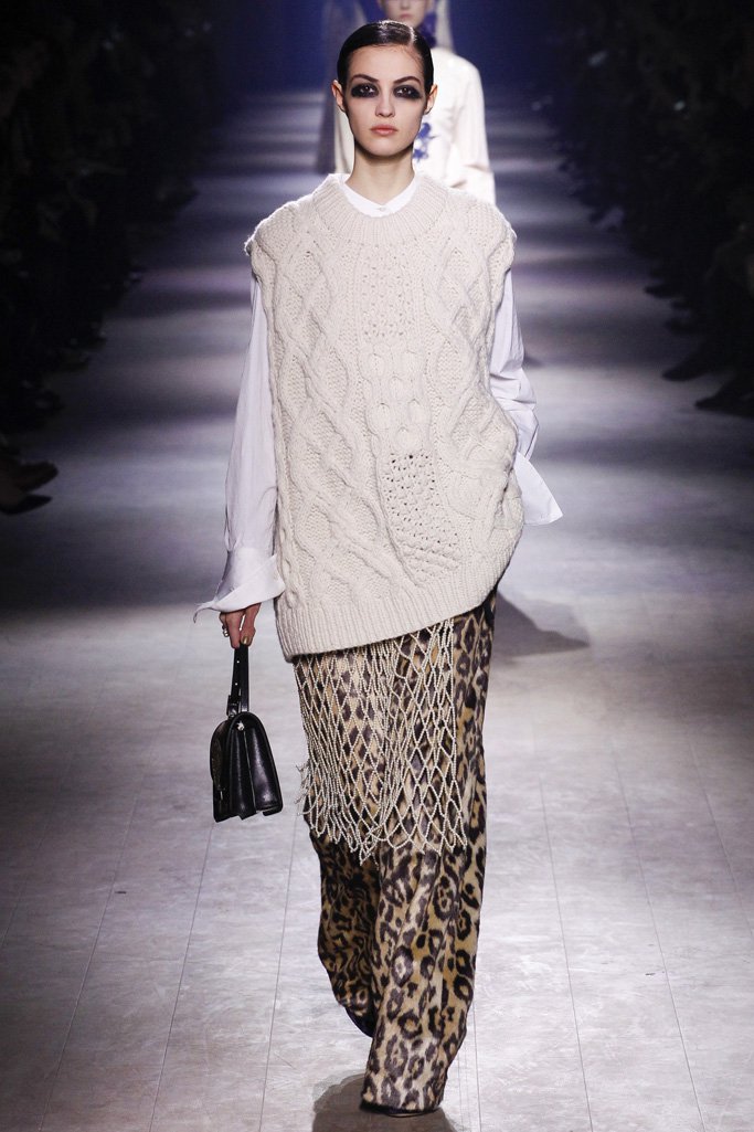 Dries Van Noten（德赖斯·范诺顿）2024巴黎时装周女装秀