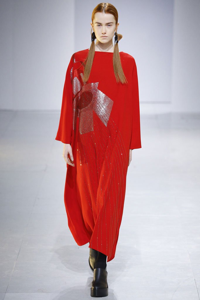 Chalayan（卡拉扬）2024巴黎时装周女装秀