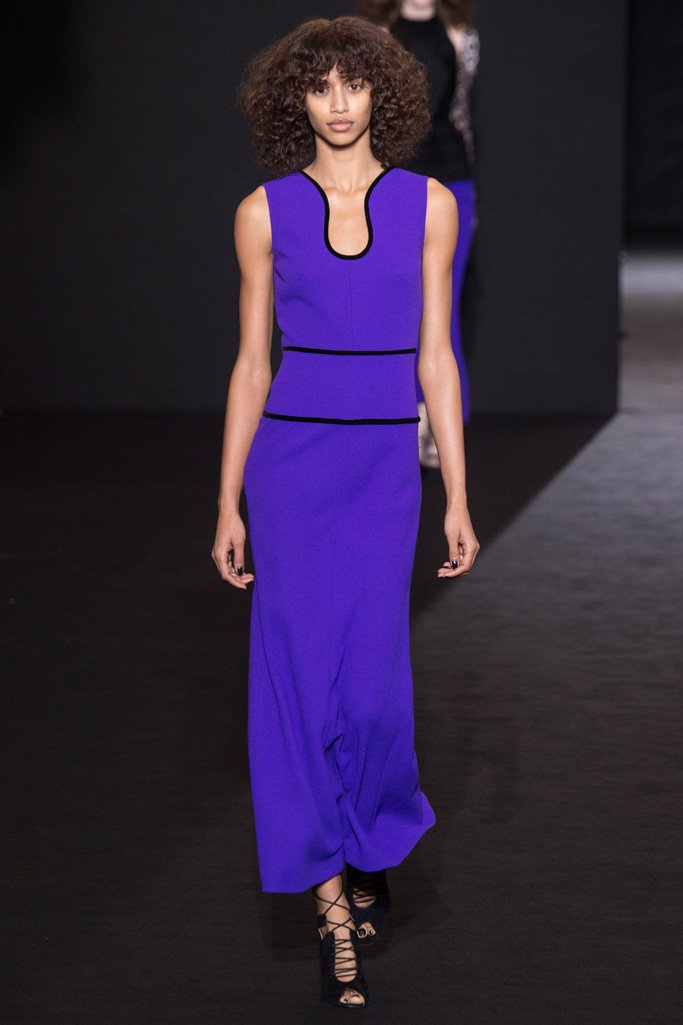 Roland Mouret（罗兰·穆雷）2024巴黎时装周女装秀