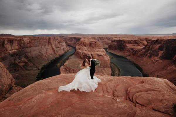 Junebug Weddings 最佳浪漫婚礼照震撼出炉