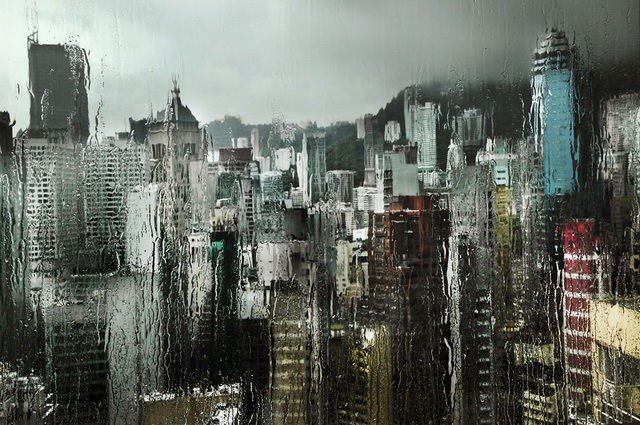 摄影师Christophe Jacrot镜头下雨中的城市