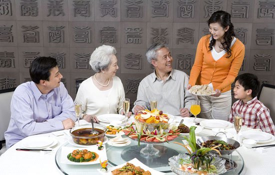 春节饮食不规律最伤胃 七大年节养胃禁忌要警惕